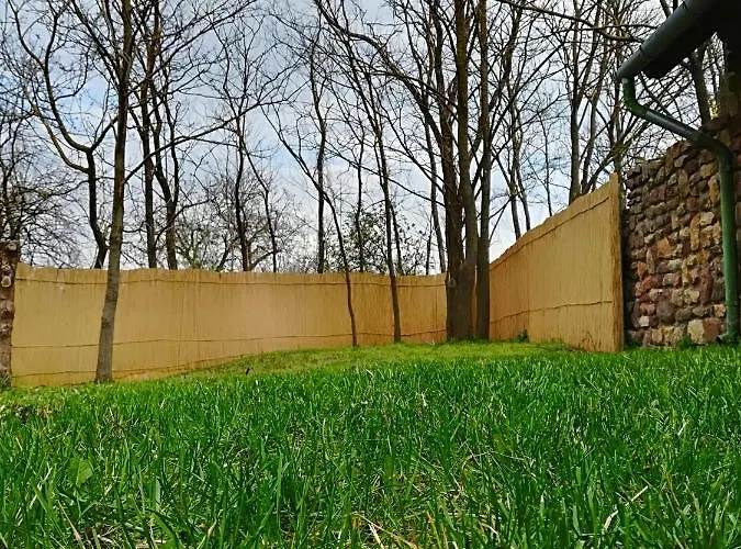 Postalada Vendeghaz Appartement Salfold