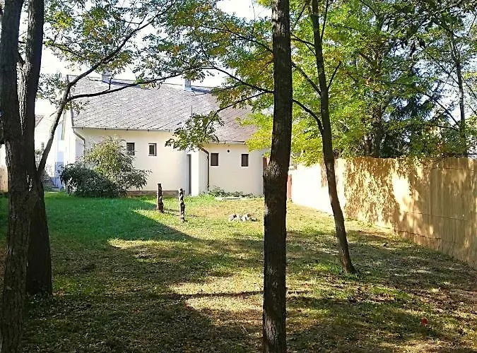 Postalada Vendeghaz * Salfold